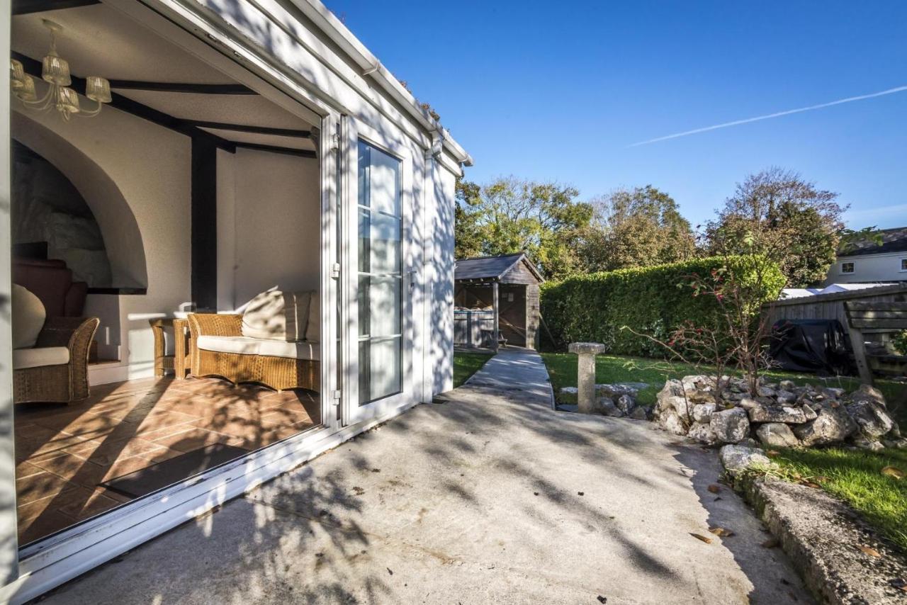 Barn Conversion - Hot Tub - Penally - Tenby Bagian luar foto