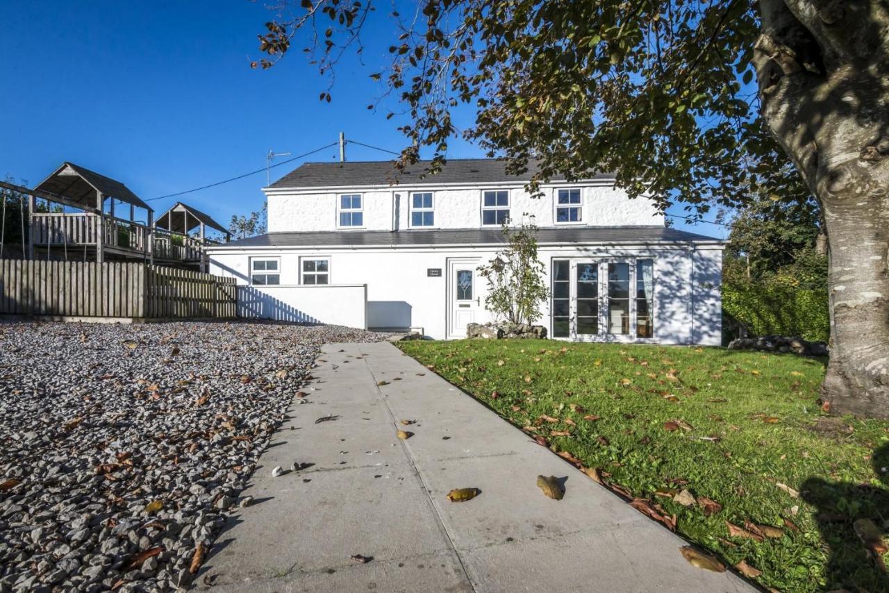 Barn Conversion - Hot Tub - Penally - Tenby Bagian luar foto