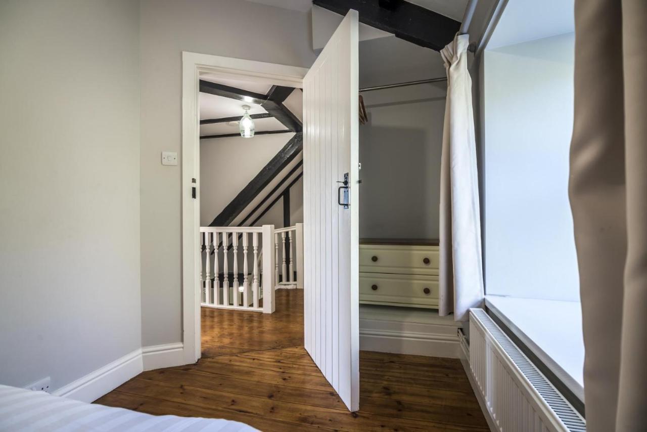Barn Conversion - Hot Tub - Penally - Tenby Bagian luar foto