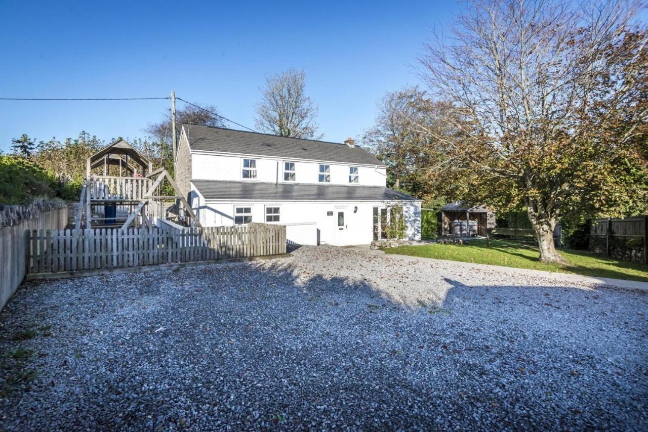 Barn Conversion - Hot Tub - Penally - Tenby Bagian luar foto