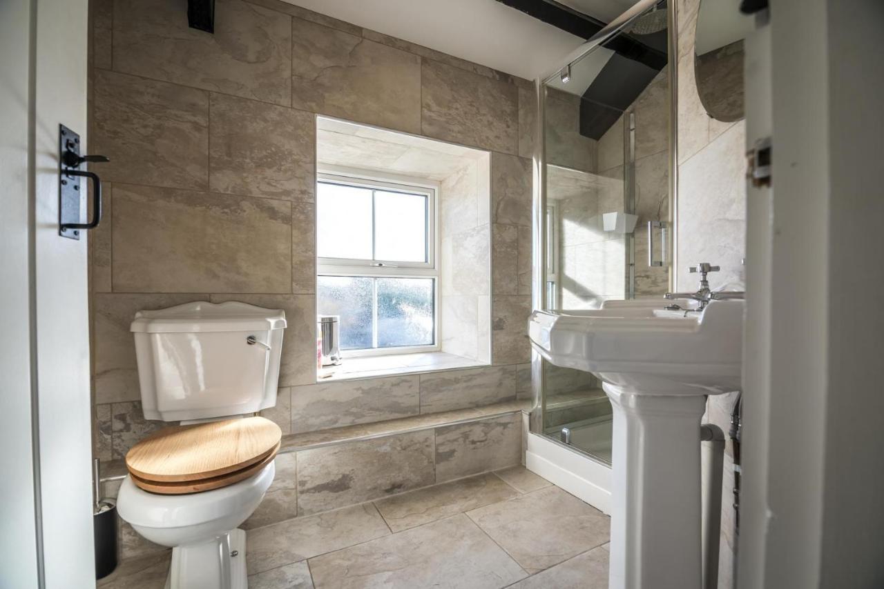 Barn Conversion - Hot Tub - Penally - Tenby Bagian luar foto