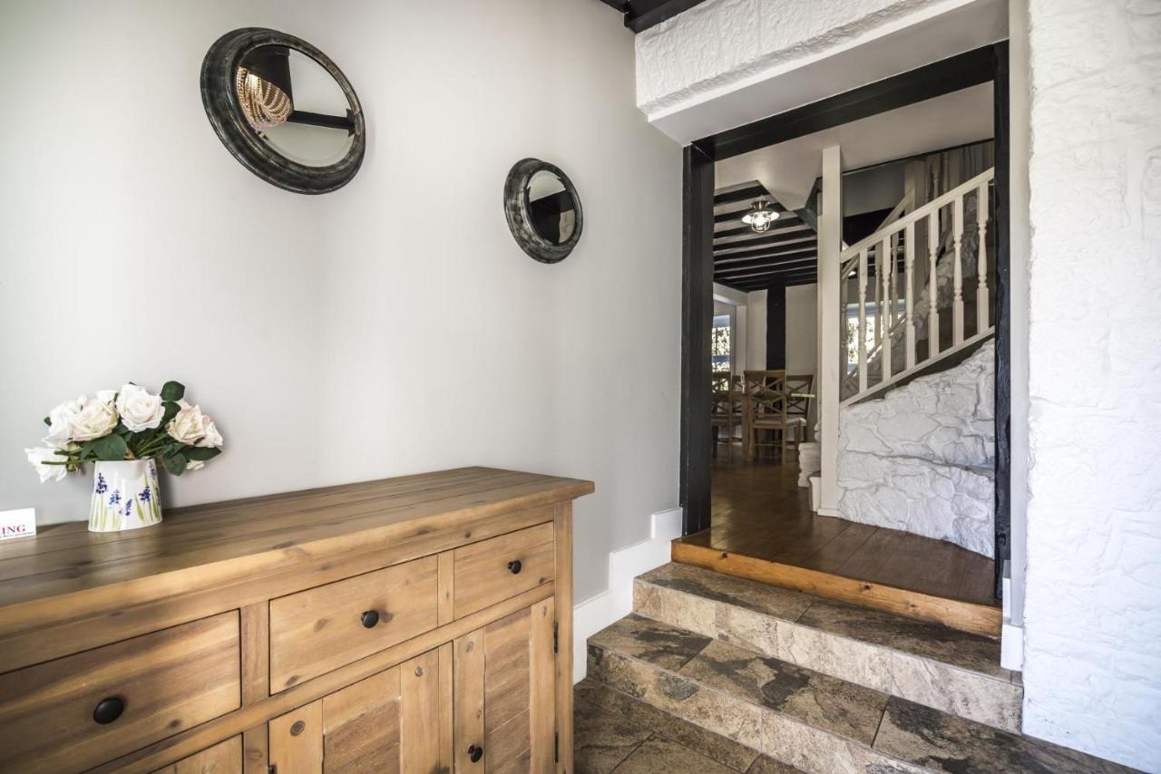Barn Conversion - Hot Tub - Penally - Tenby Bagian luar foto