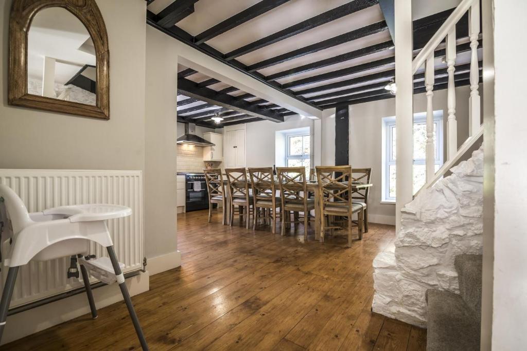 Barn Conversion - Hot Tub - Penally - Tenby Bagian luar foto